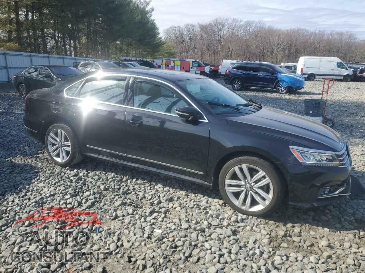 VOLKSWAGEN PASSAT 2017 - 1VWCT7A31HC072497