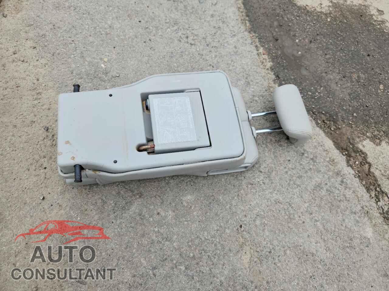 TOYOTA SIENNA 2011 - 5TDYK3DC1BS064843
