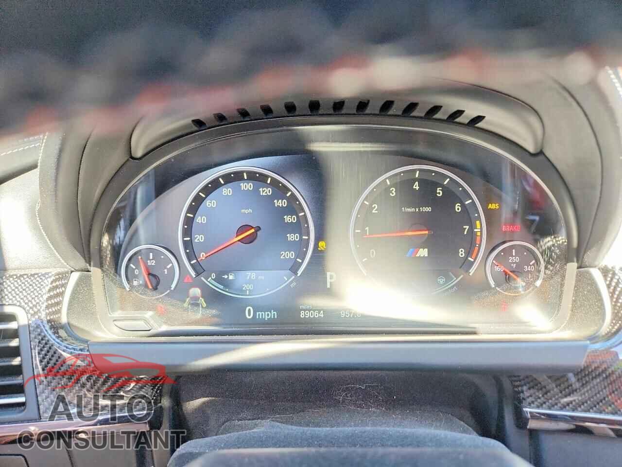 BMW M6 2017 - WBS6G9C51HD932299
