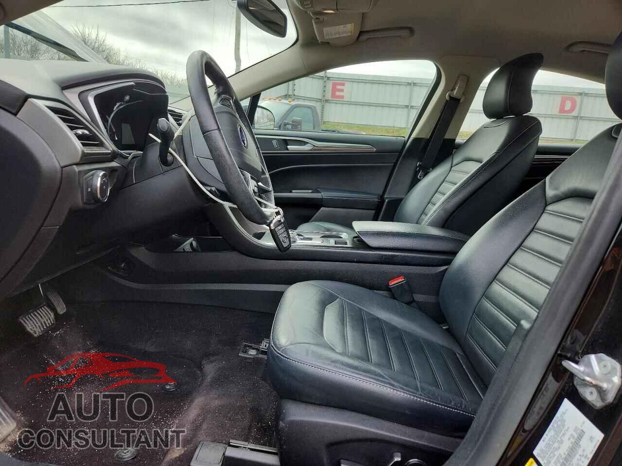 FORD FUSION 2017 - 3FA6P0T93HR321709