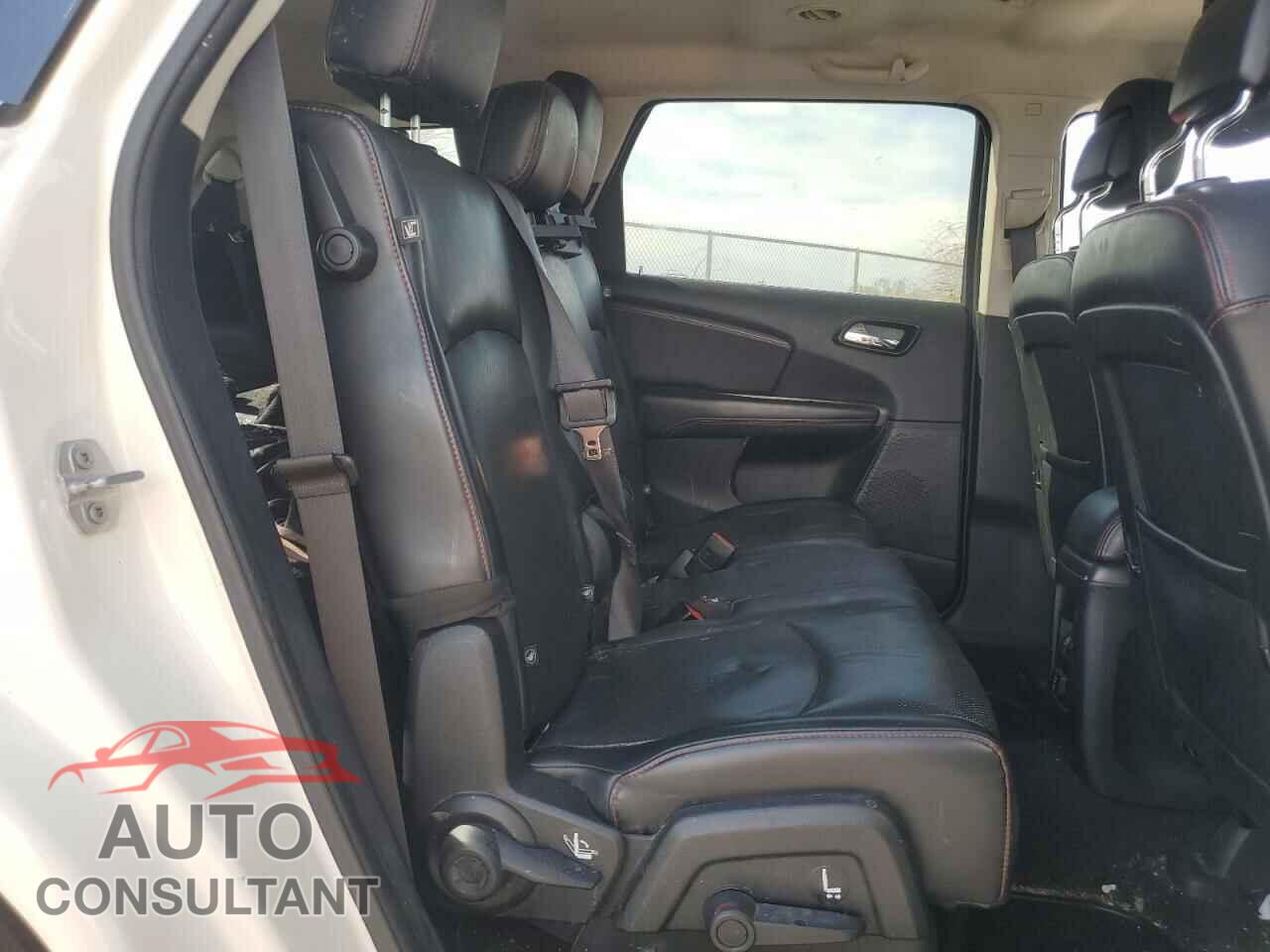 DODGE JOURNEY 2018 - 3C4PDCEG8JT472364