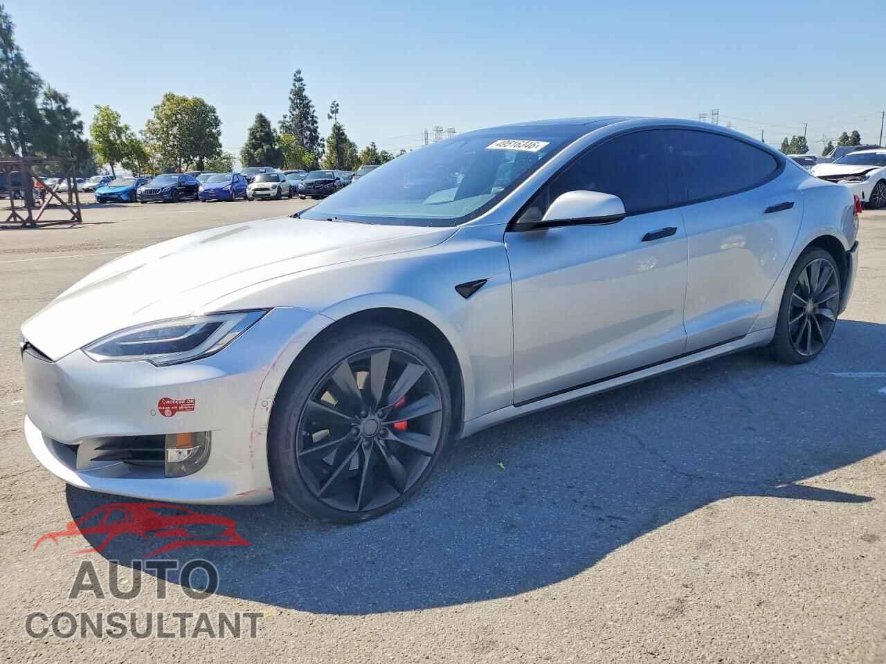 TESLA MODEL S 2017 - 5YJSA1E16HF196150