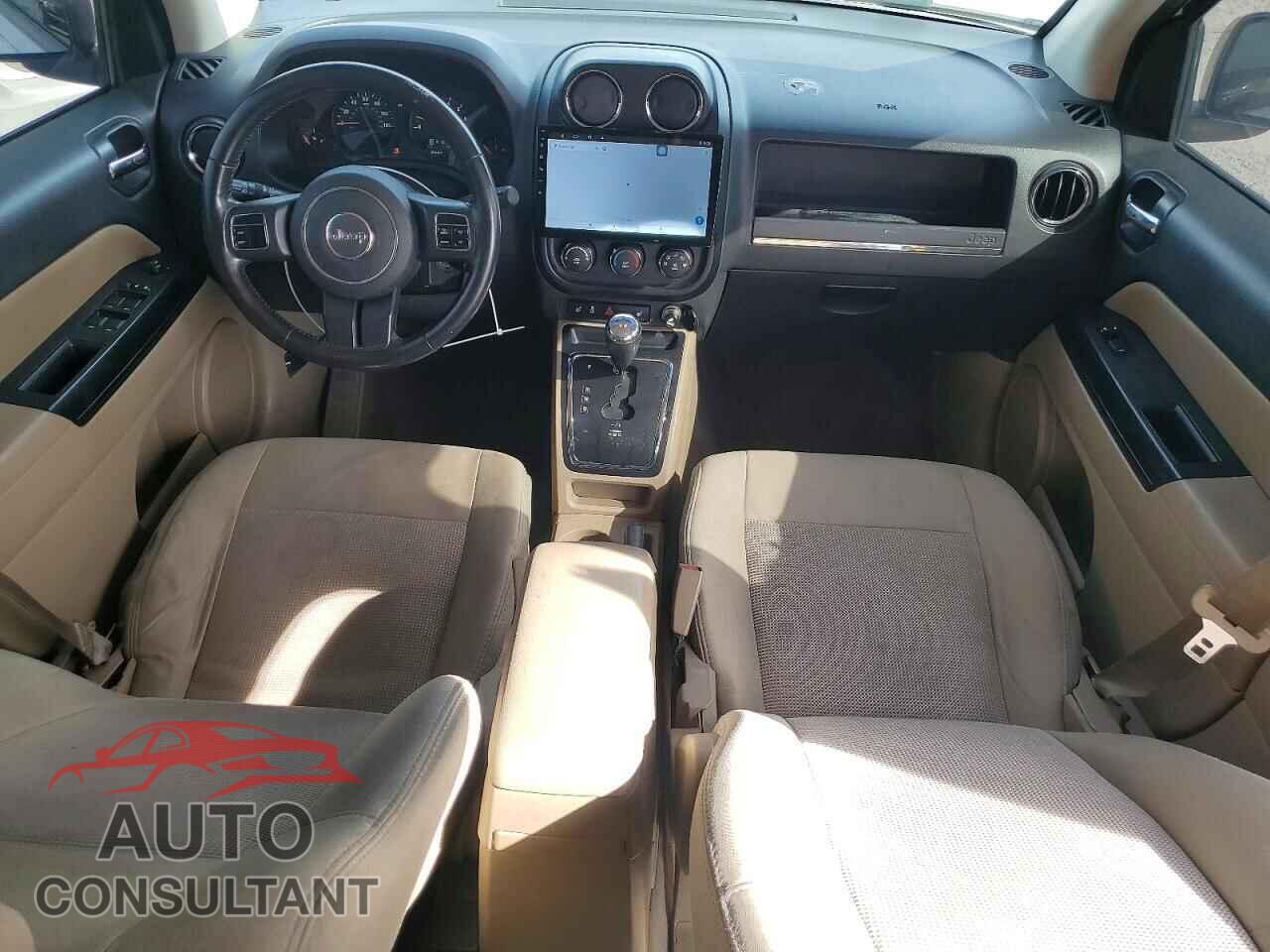 JEEP COMPASS 2011 - 1J4NF1FB3BD135157