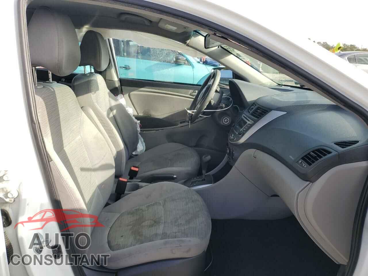 HYUNDAI ACCENT 2017 - KMHCT4AE1HU289136