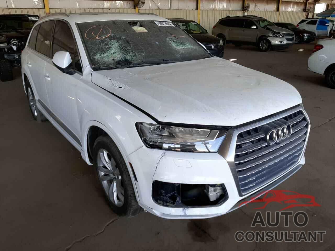 AUDI Q7 2019 - WA1LHAF72KD038917