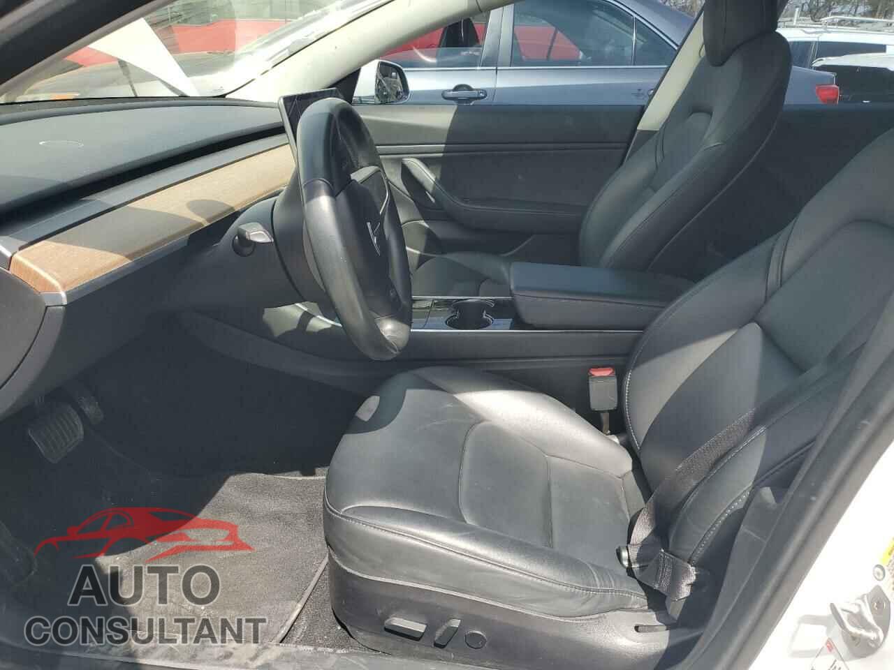 TESLA MODEL 3 2018 - 5YJ3E1EA0JF164891