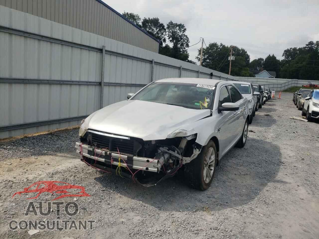 FORD TAURUS 2017 - 1FAHP2E85HG126212