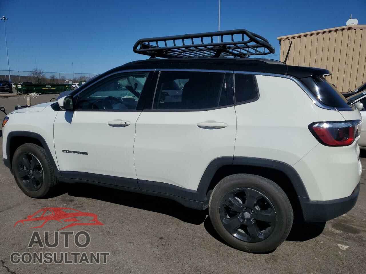 JEEP COMPASS 2018 - 3C4NJDBB4JT316367