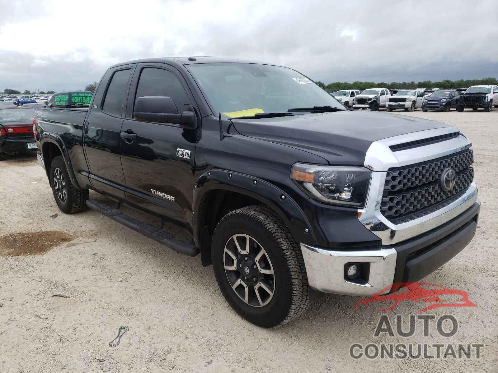 TOYOTA TUNDRA 2019 - 5TFUY5F14KX833205