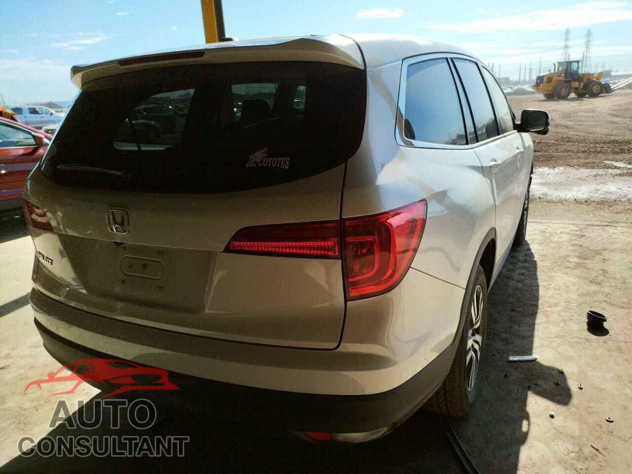 HONDA PILOT 2017 - 5FNYF5H5XHB031929