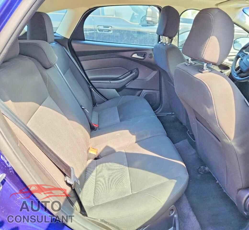 FORD FOCUS 2017 - 1FADP3M22HL314176
