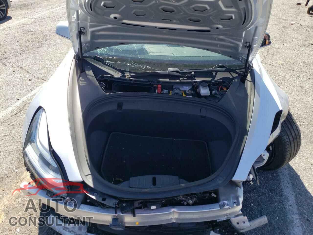 TESLA MODEL 3 2018 - 5YJ3E1EA4JF043958