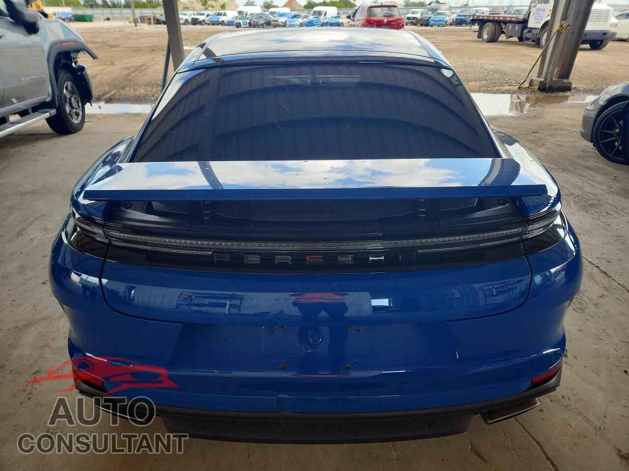 PORSCHE PANAMERA 2024 - WP0AA2YA0RL007942