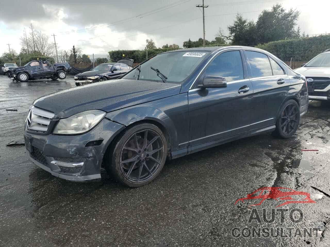 MERCEDES-BENZ C-CLASS 2013 - WDDGF4HB1DG007780