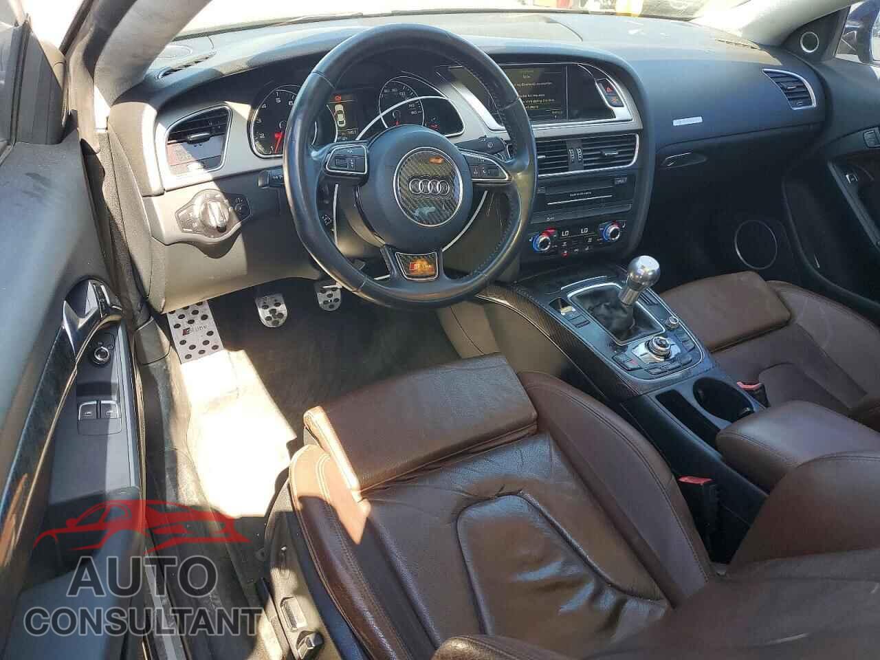 AUDI A5 2013 - WAURFAFR1DA062280