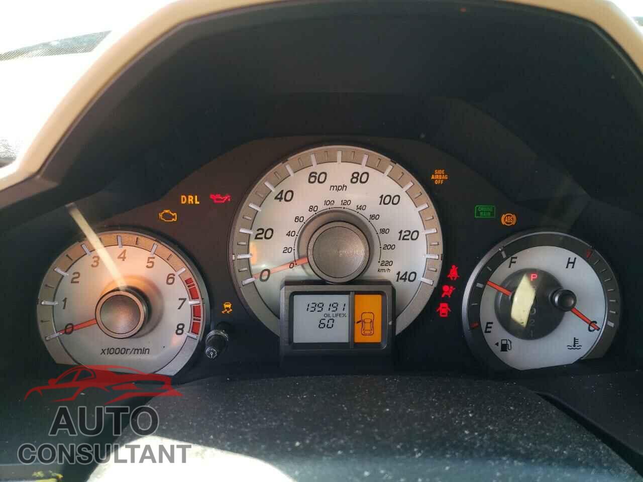 HONDA PILOT 2015 - 5FNYF4H27FB015779