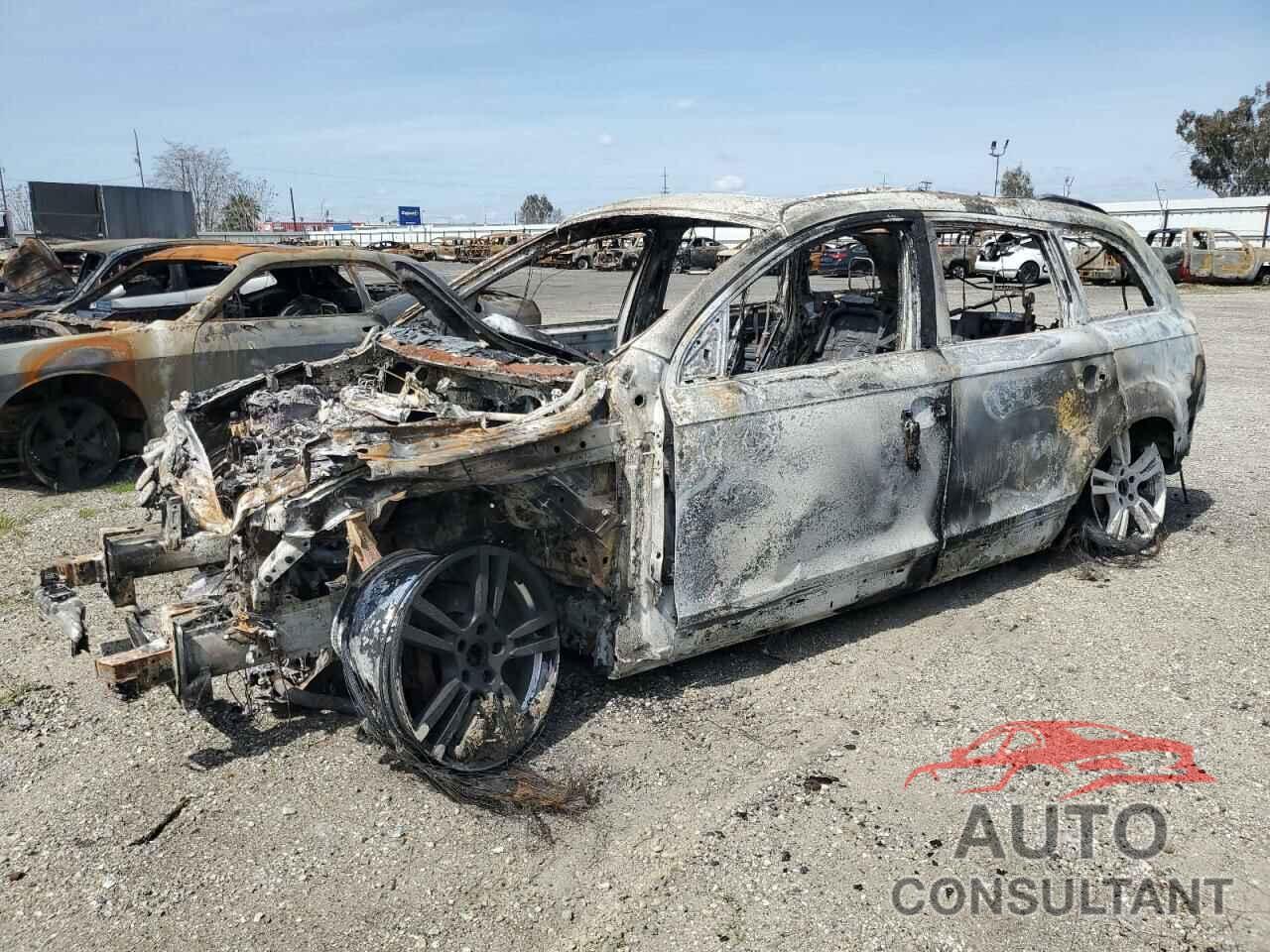 AUDI Q7 2013 - WA1VMAFE3DD007648