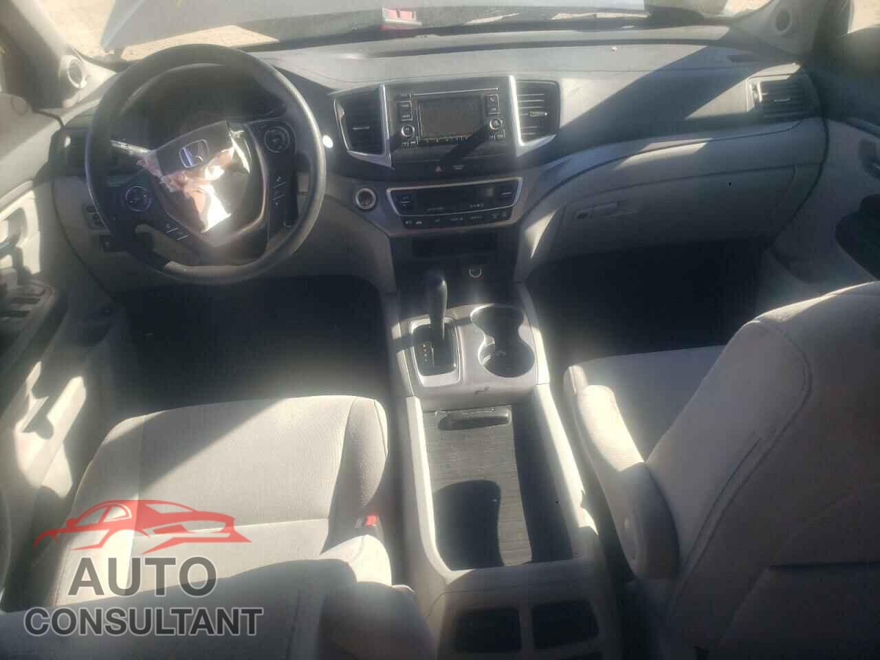 HONDA PILOT 2018 - 5FNYF6H17JB024204