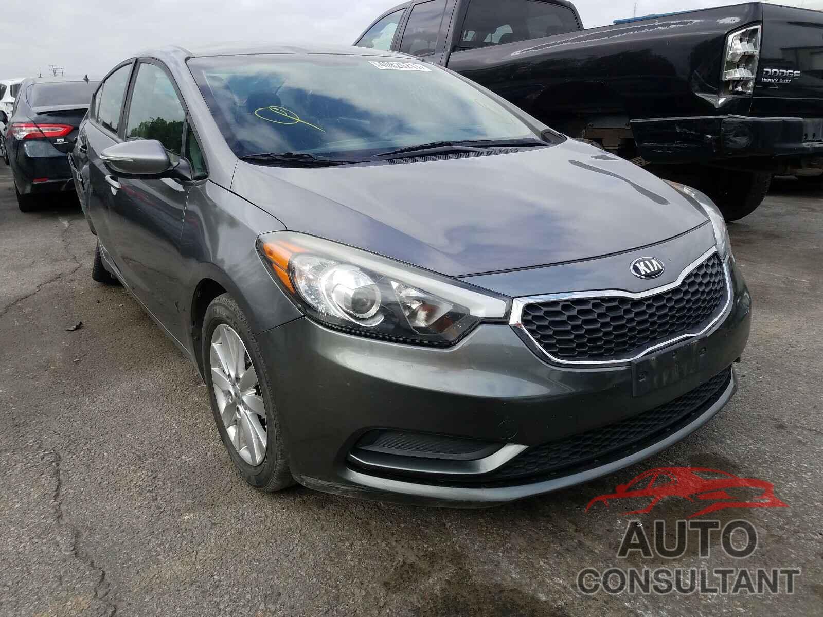KIA FORTE 2016 - KNAFX4A67G5580843