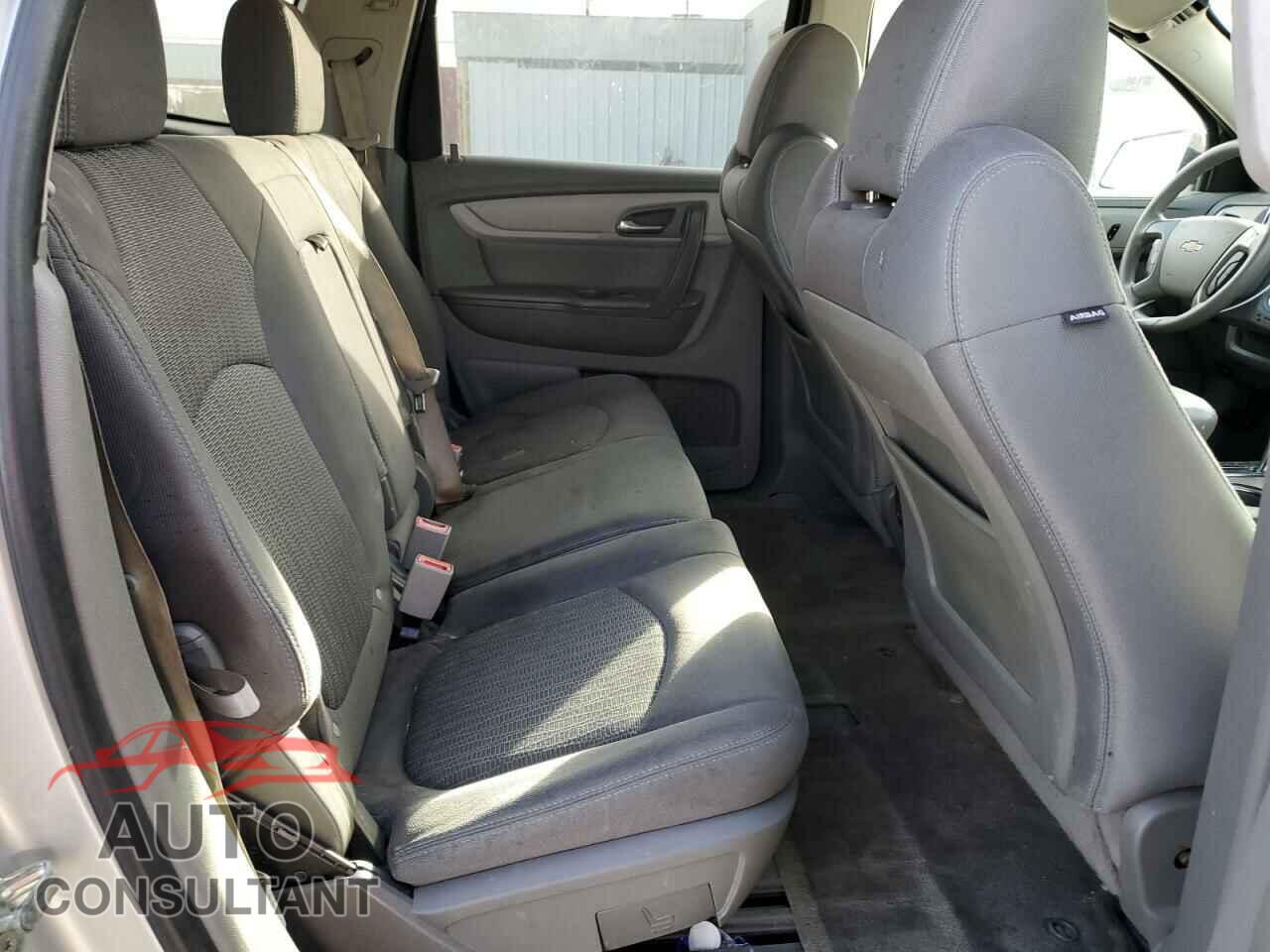 CHEVROLET TRAVERSE 2016 - 1GNKRFED9GJ304792