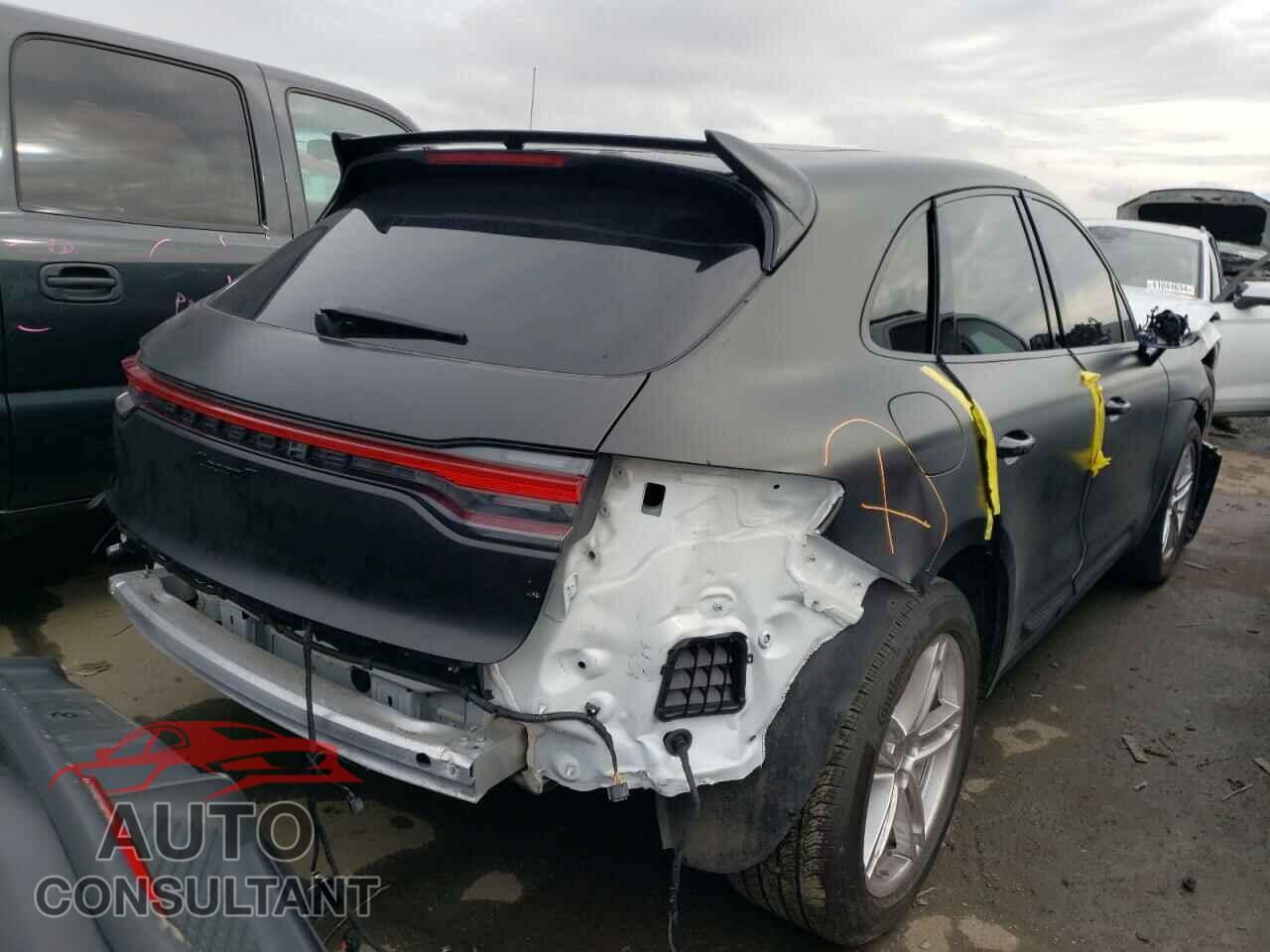 PORSCHE MACAN 2022 - WP1AA2A57NLB05047