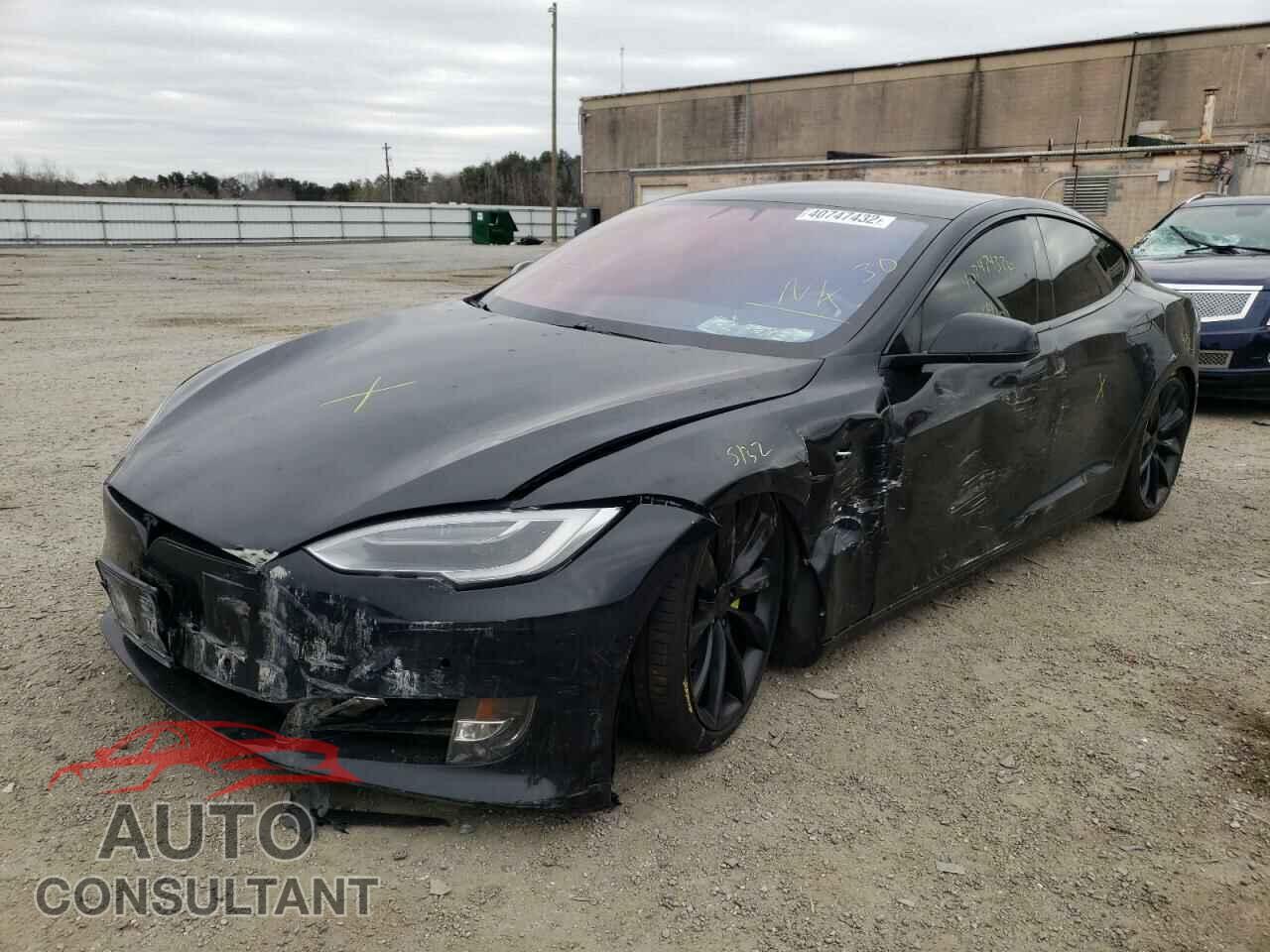 TESLA MODEL S 2017 - 5YJSA1E16HF220169