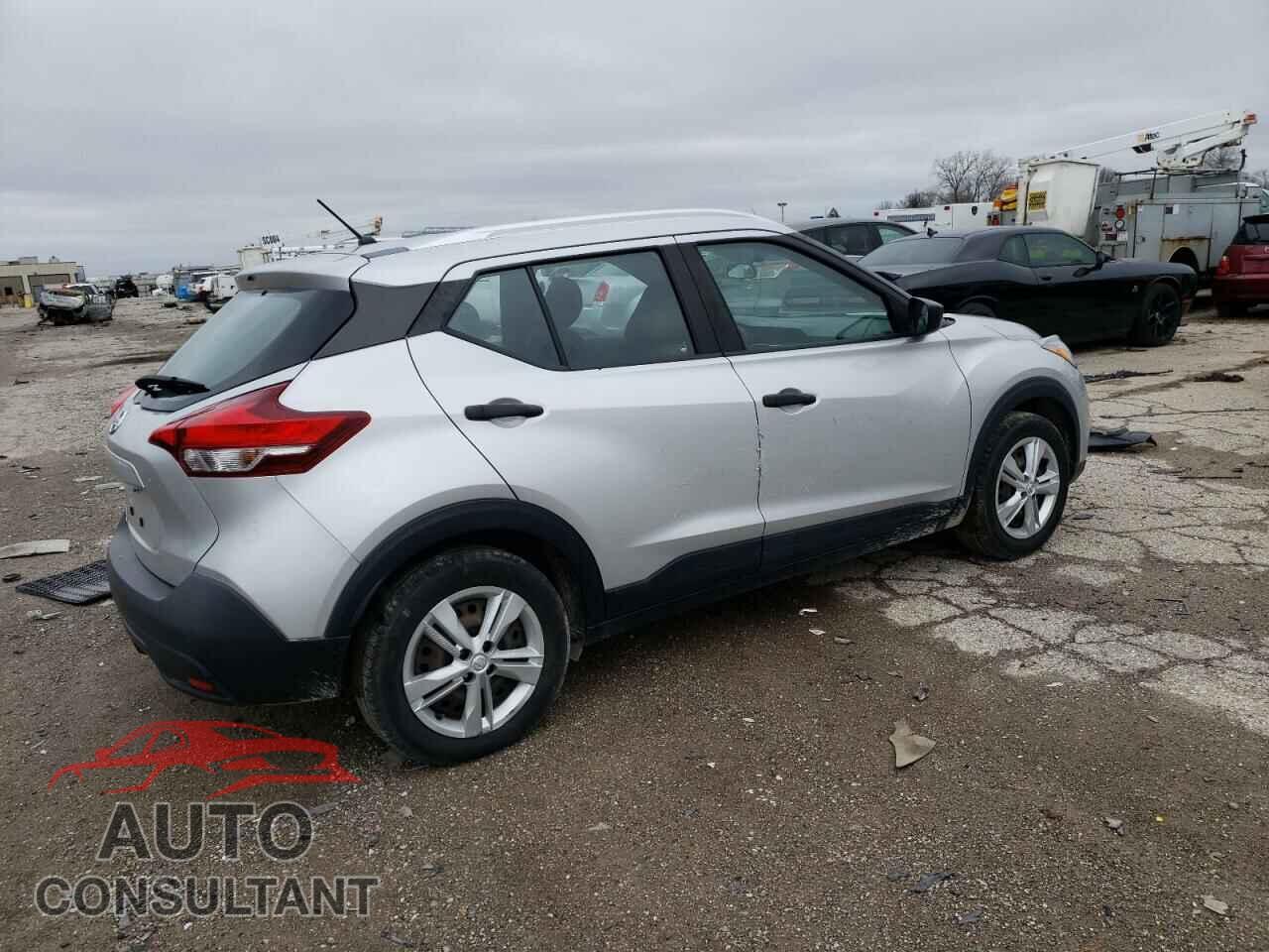 NISSAN KICKS 2019 - 3N1CP5CU3KL555375