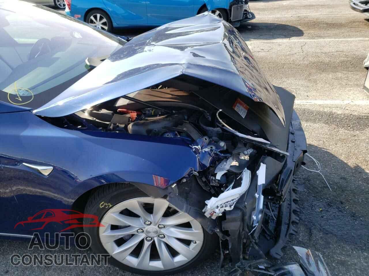 TESLA MODEL S 2017 - 5YJSA1E27HF204507