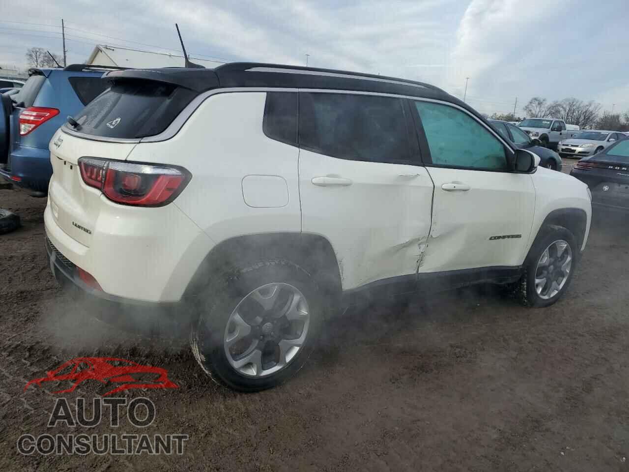JEEP COMPASS 2018 - 3C4NJDCB5JT354107