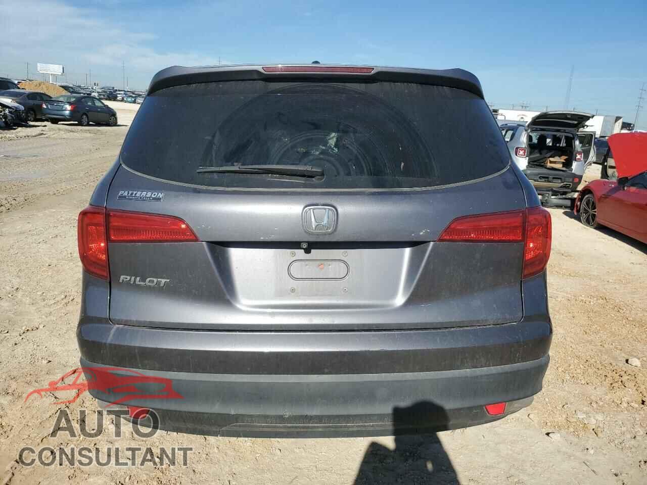HONDA PILOT 2017 - 5FNYF5H86HB039276