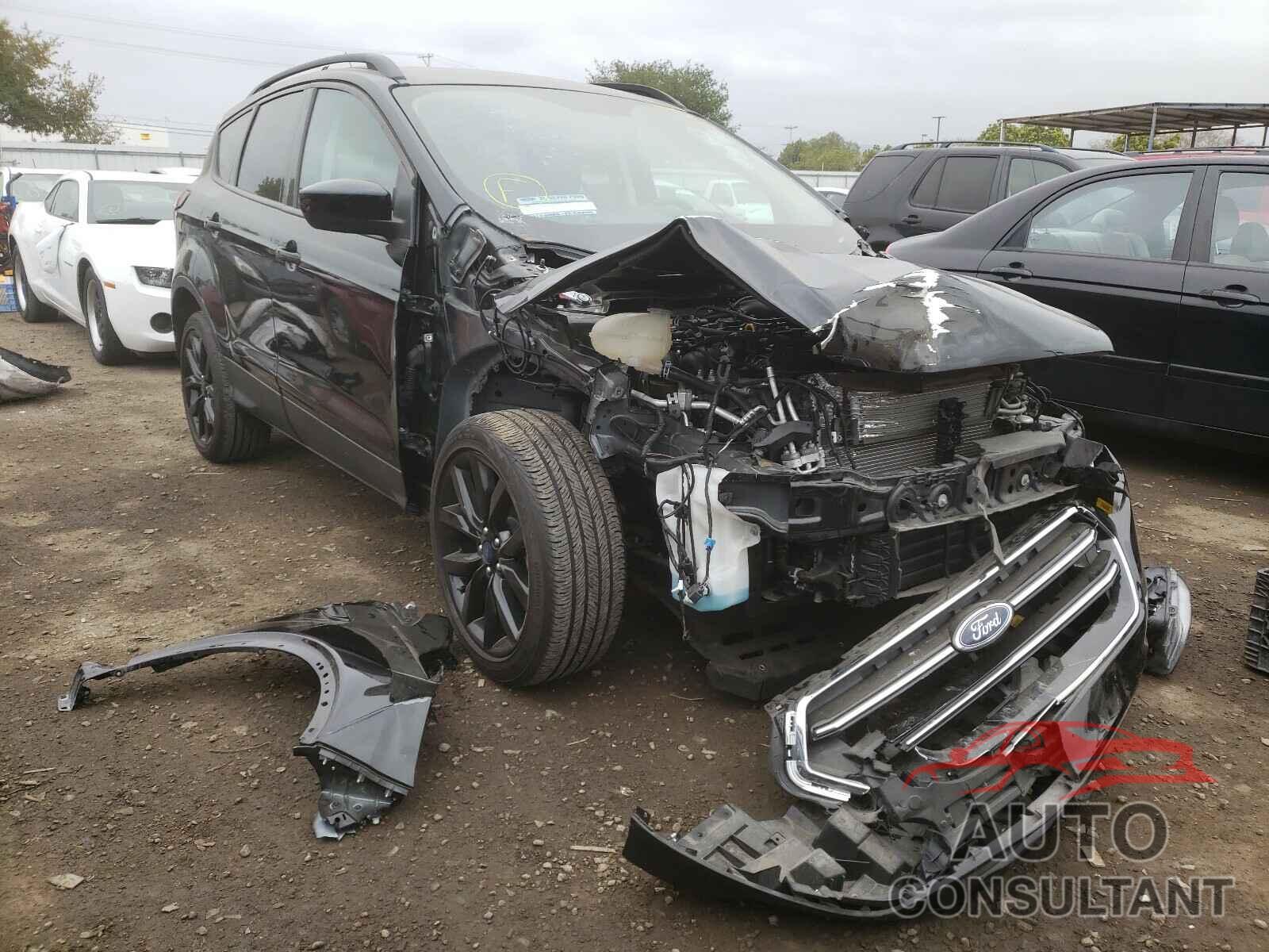 FORD ESCAPE 2019 - 1FMCU0GD7KUB04924