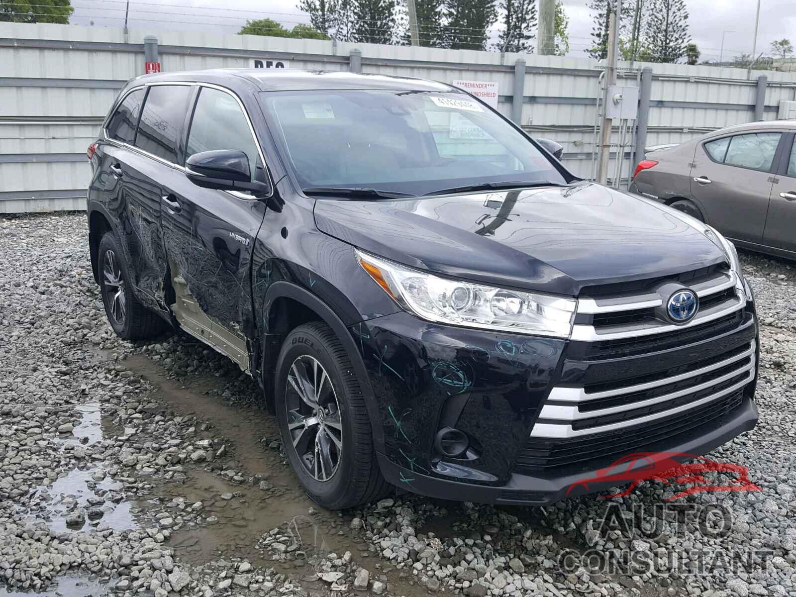 TOYOTA HIGHLANDER HYBRID 2018 - 5TDBGRFH8JS049001