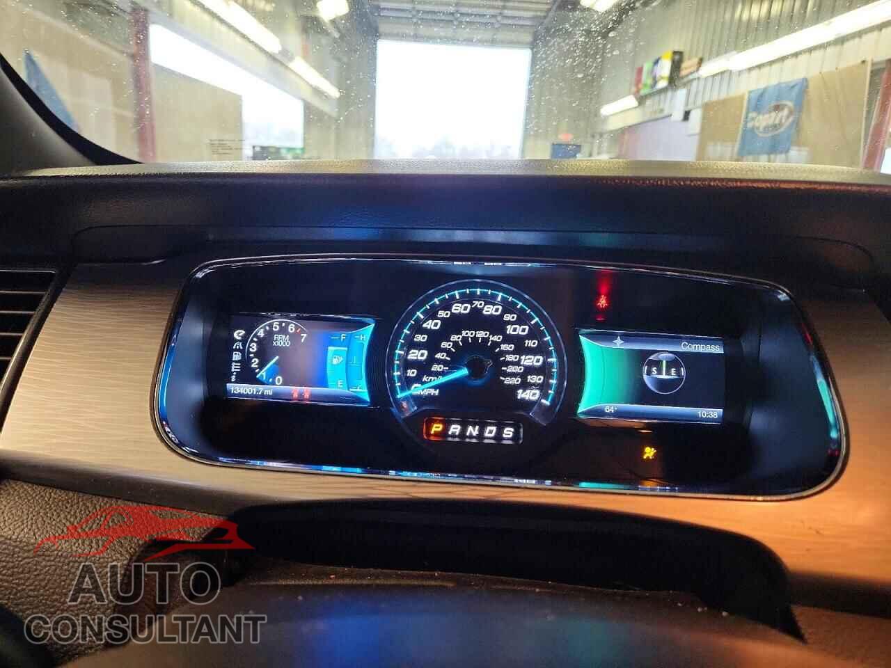 FORD TAURUS 2013 - 1FAHP2E81DG209842
