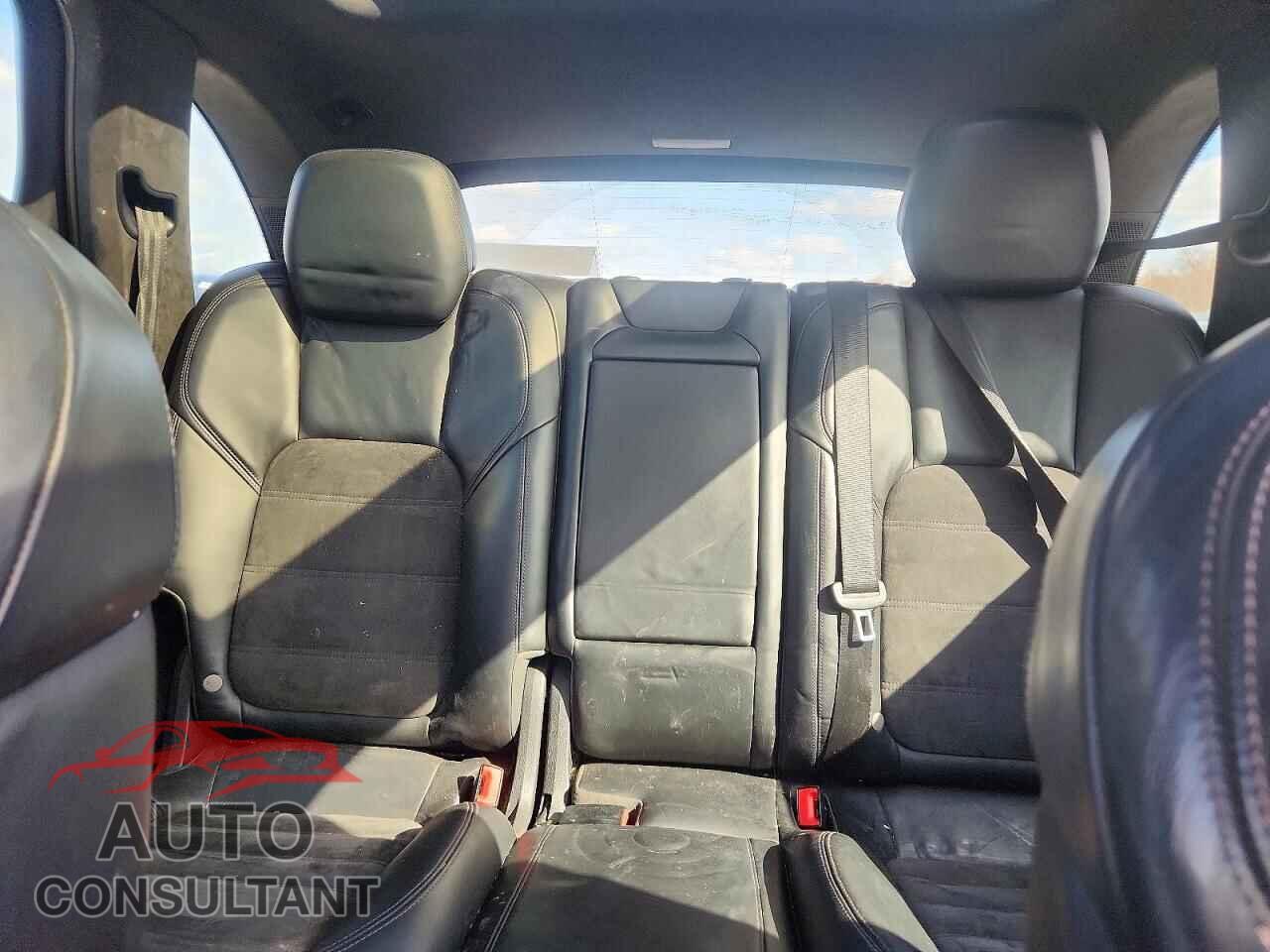 PORSCHE CAYENNE 2013 - WP1AD2A24DLA71192