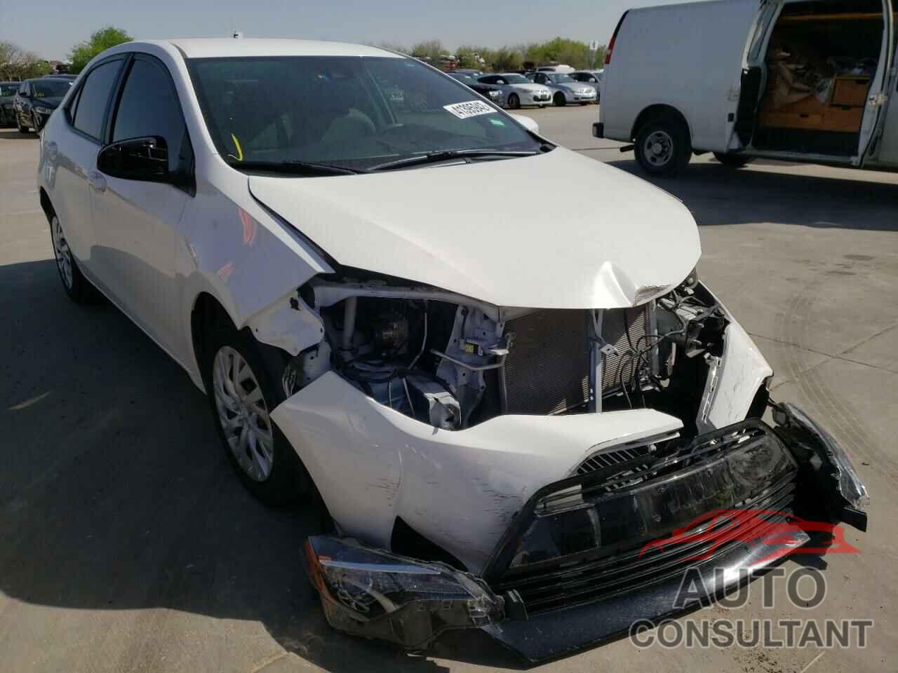 TOYOTA COROLLA 2018 - 5YFBURHE9JP765474