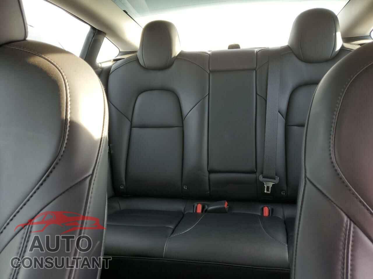 TESLA MODEL 3 2021 - 5YJ3E1EA6MF048101