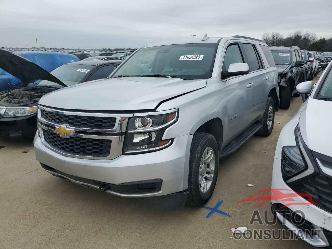 CHEVROLET TAHOE 2018 - 1GNSCBKCXJR207986