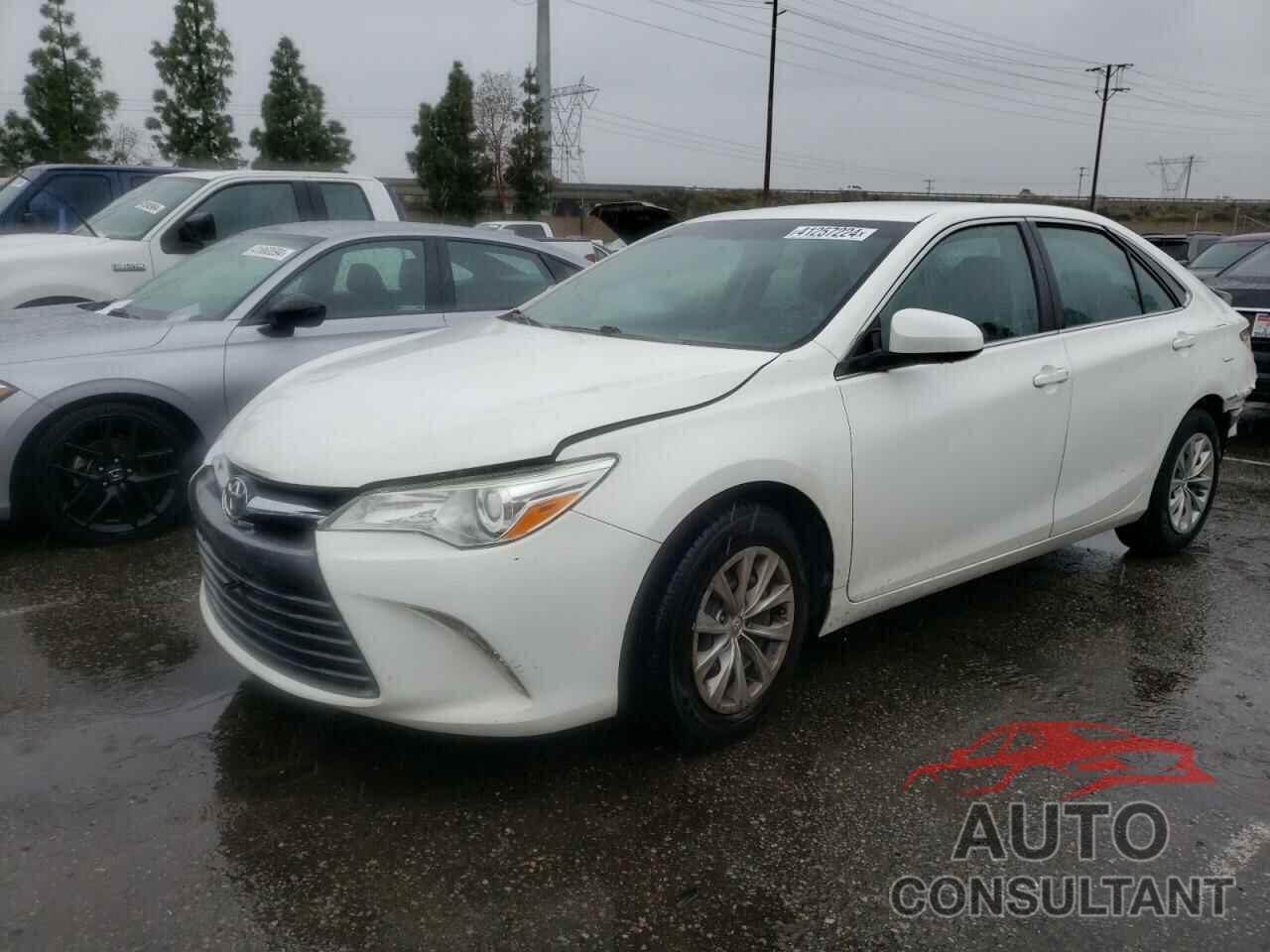 TOYOTA CAMRY 2016 - 4T4BF1FK1GR520945