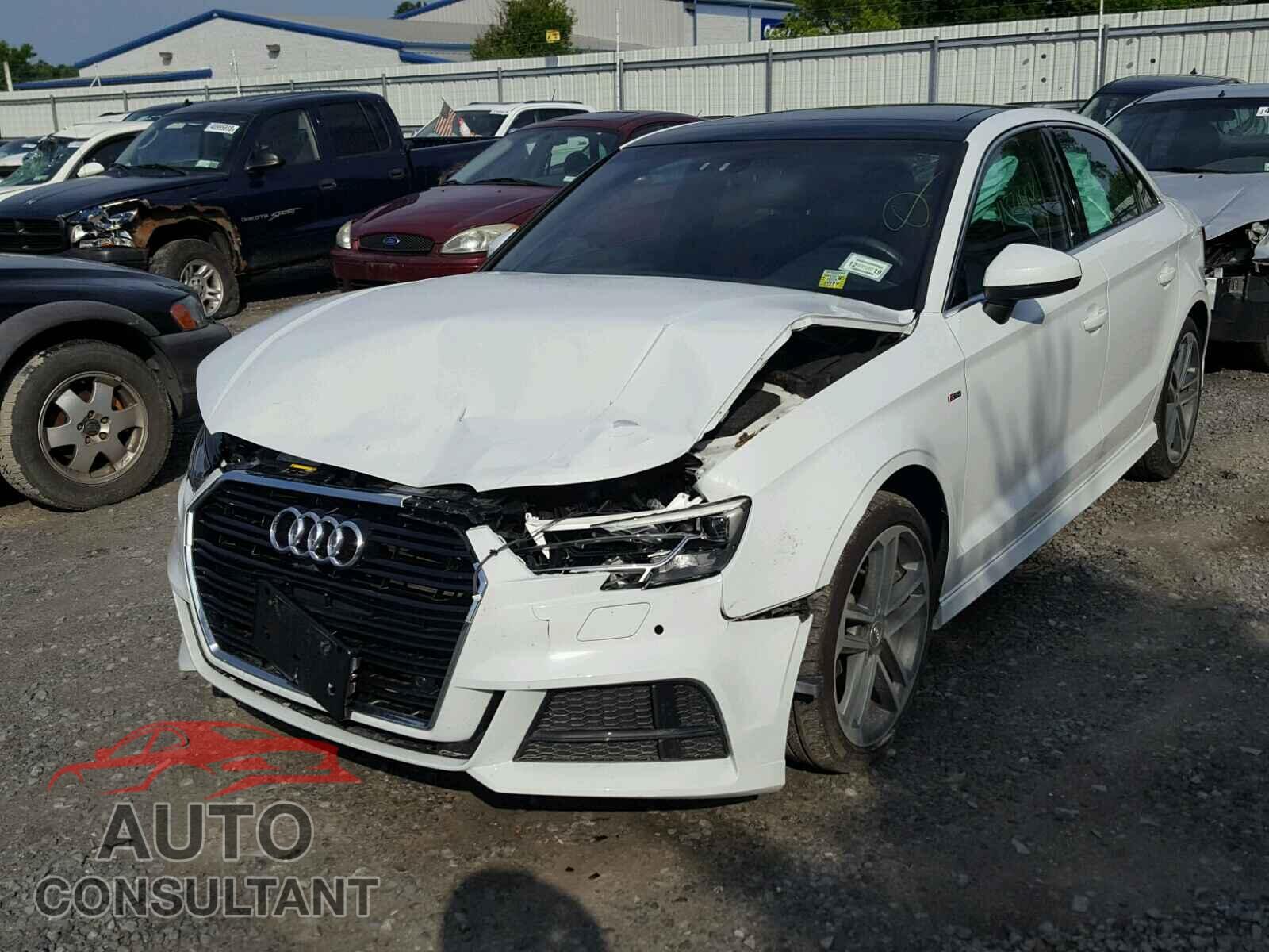 AUDI A3 2017 - WAUJ8GFF7H1032495