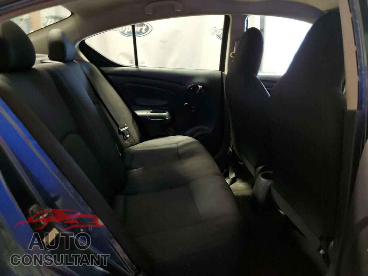 NISSAN VERSA 2017 - 3N1CN7AP5HL827092