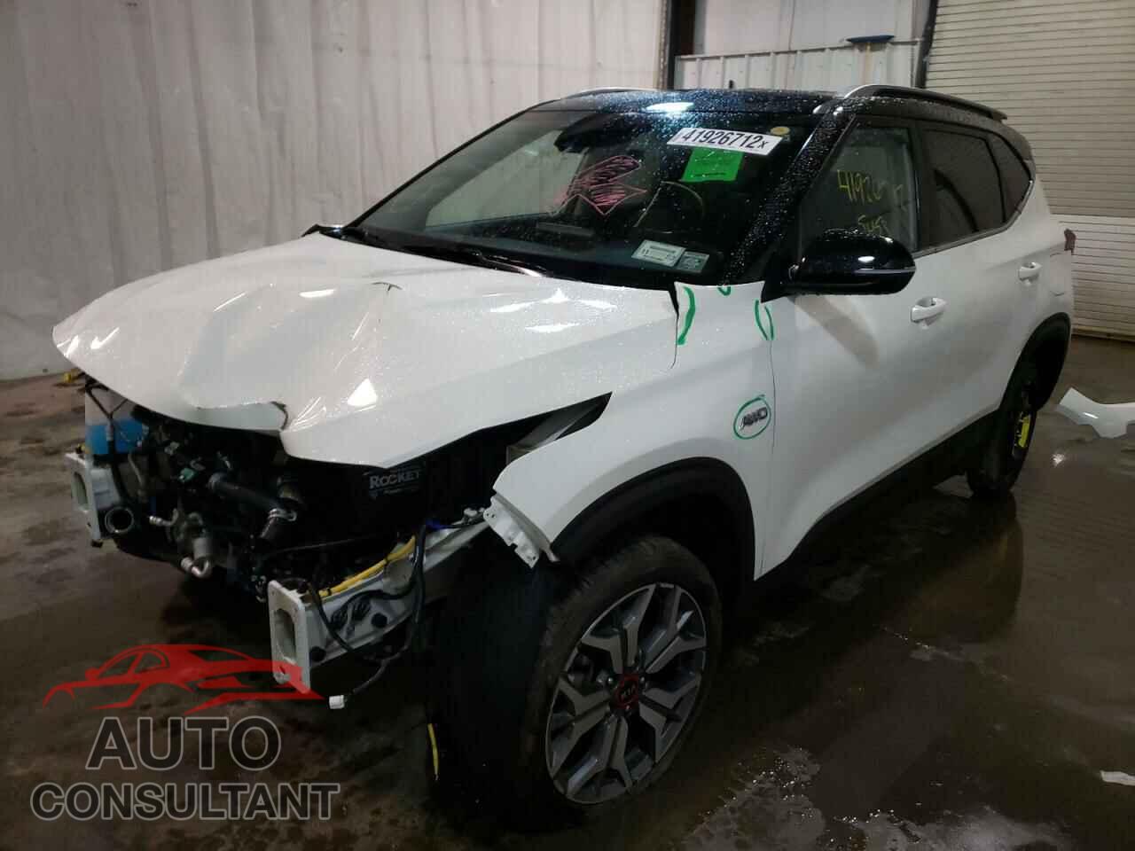 KIA SELTOS 2021 - KNDEUCA28M7069320