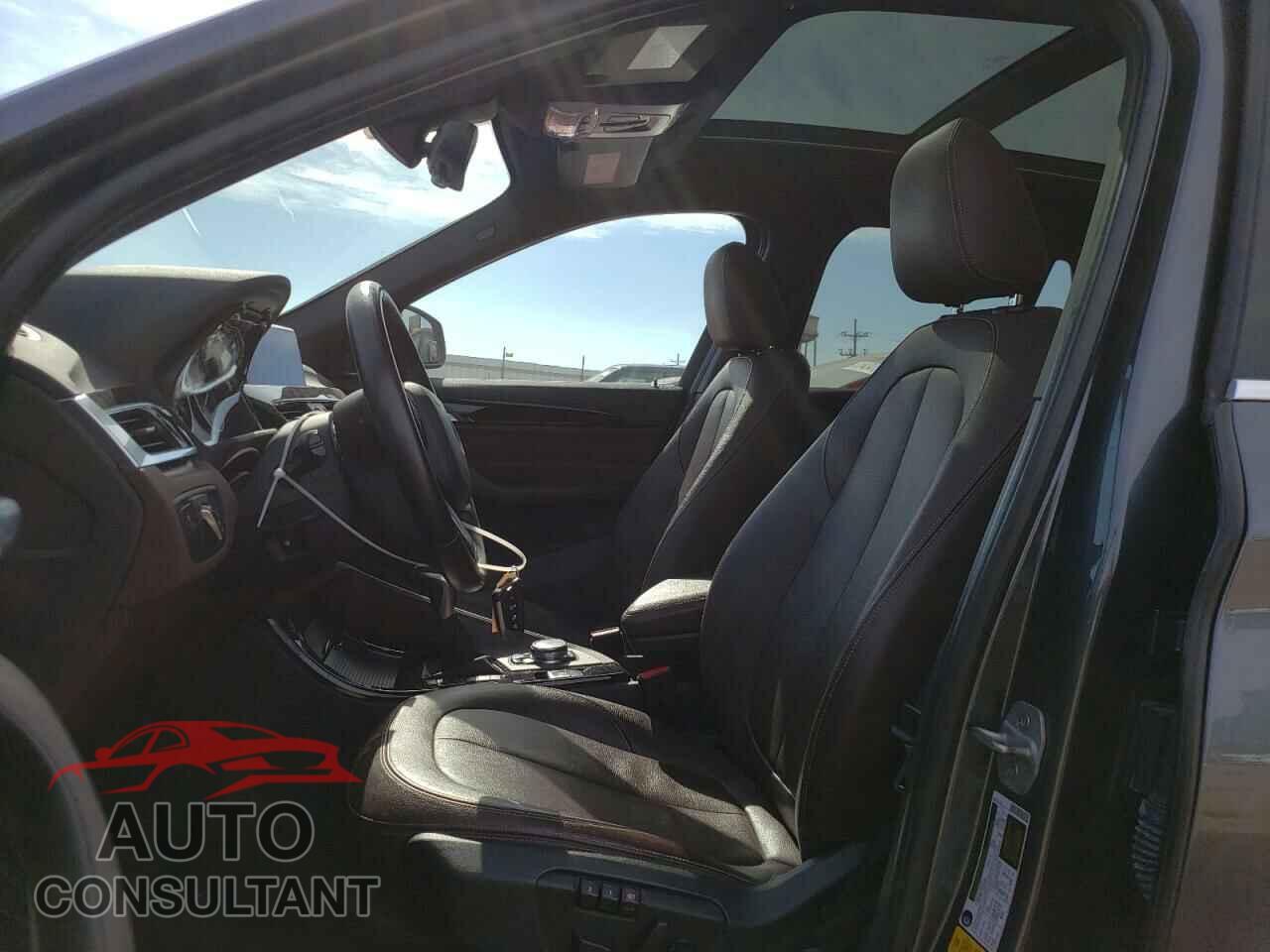 BMW X1 2016 - WBXHT3C39GP884476