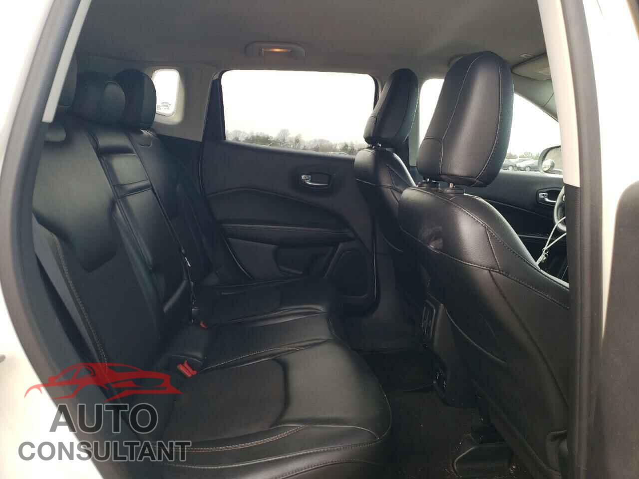 JEEP COMPASS 2018 - 3C4NJDBB9JT284709