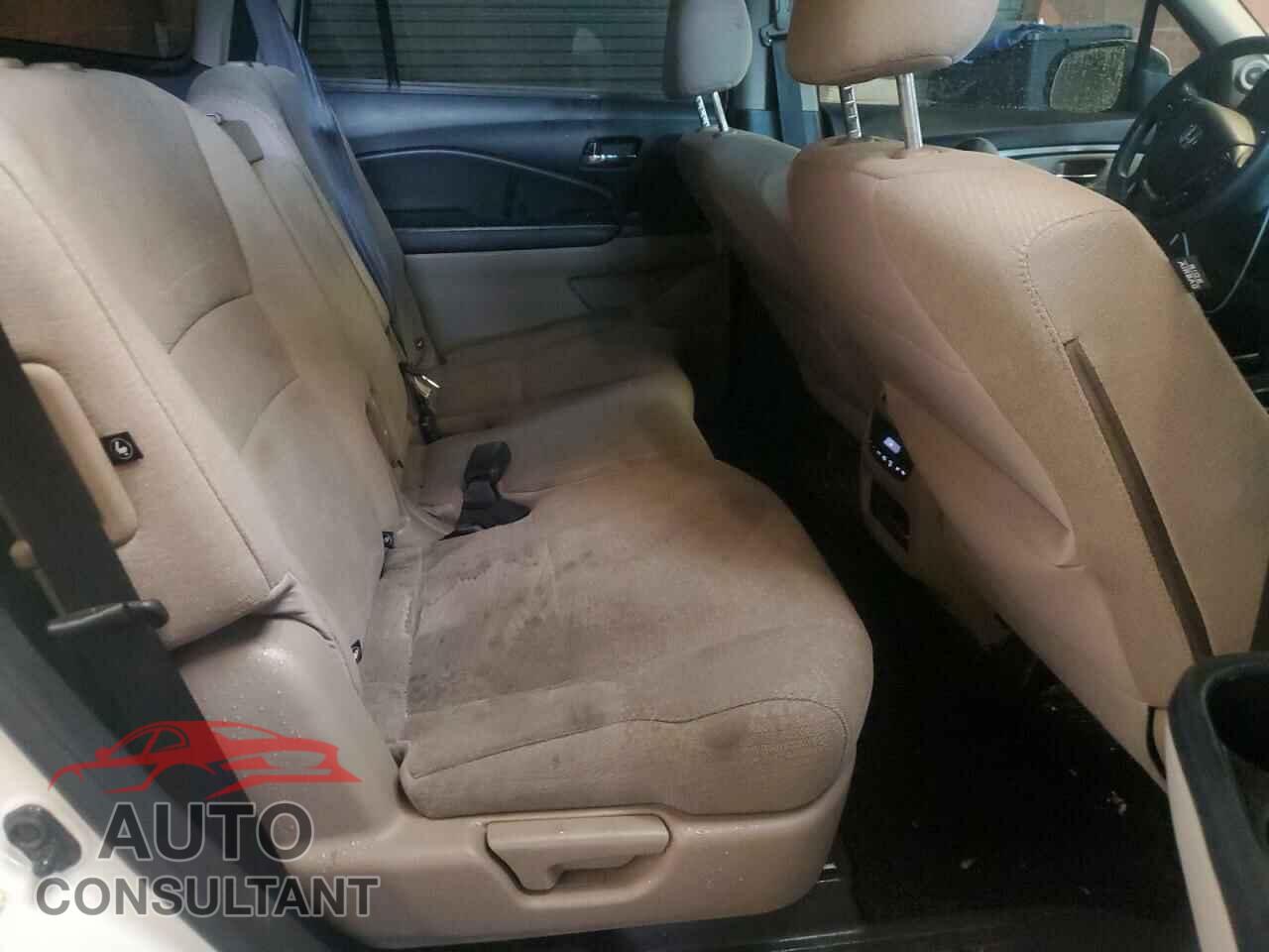 HONDA PILOT 2016 - 5FNYF5H36GB026708