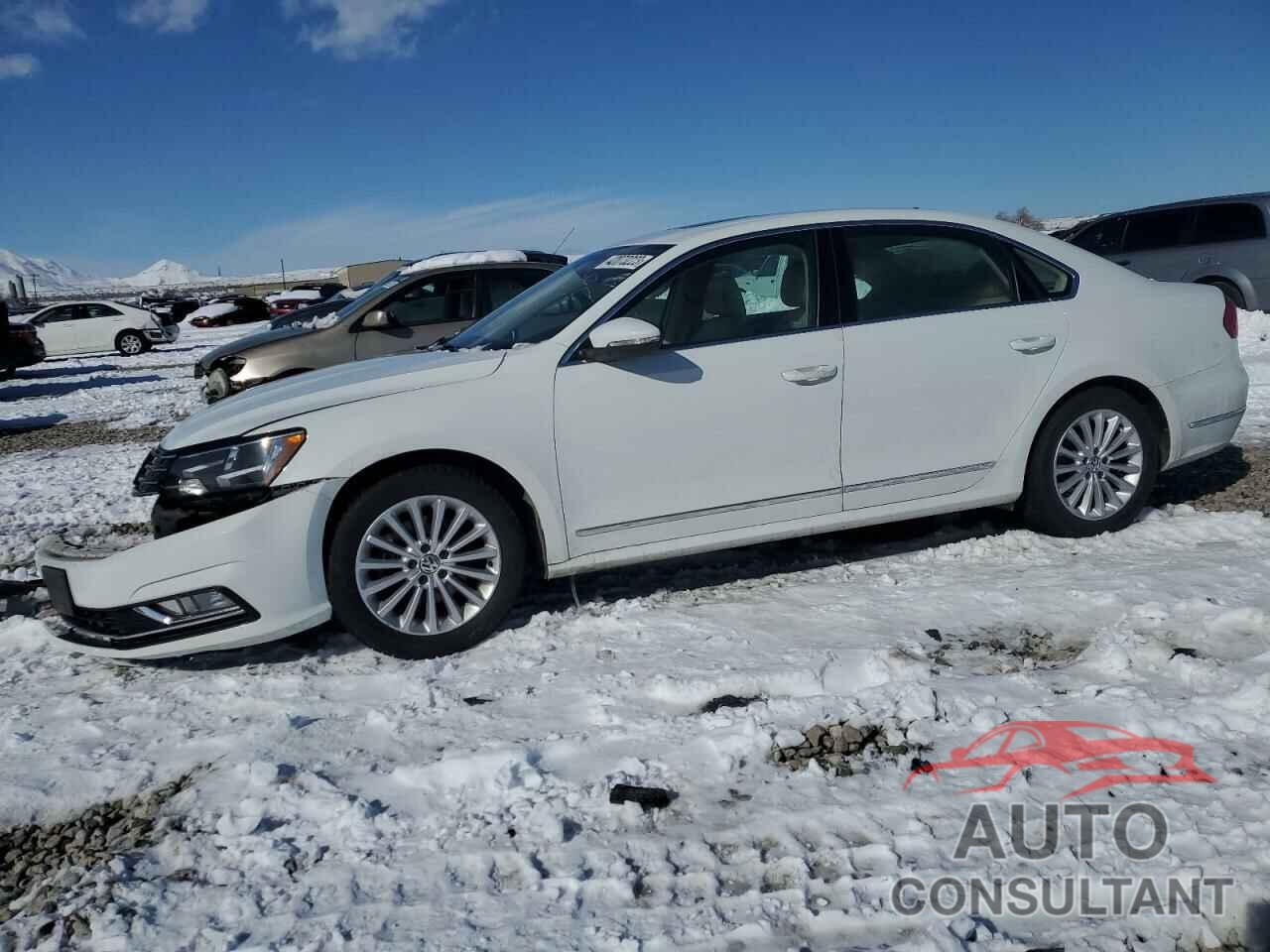 VOLKSWAGEN PASSAT 2016 - 1VWBT7A37GC041717