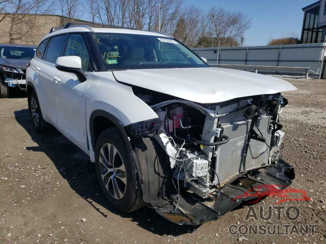 TOYOTA HIGHLANDER 2022 - 5TDGBRCH6NS551066