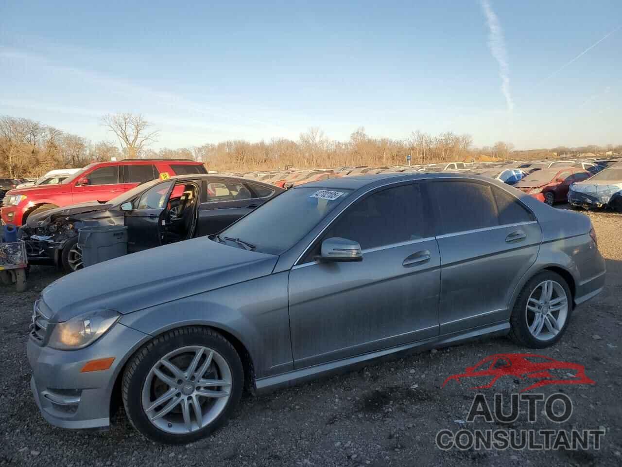 MERCEDES-BENZ C-CLASS 2014 - WDDGF8AB2ER305682