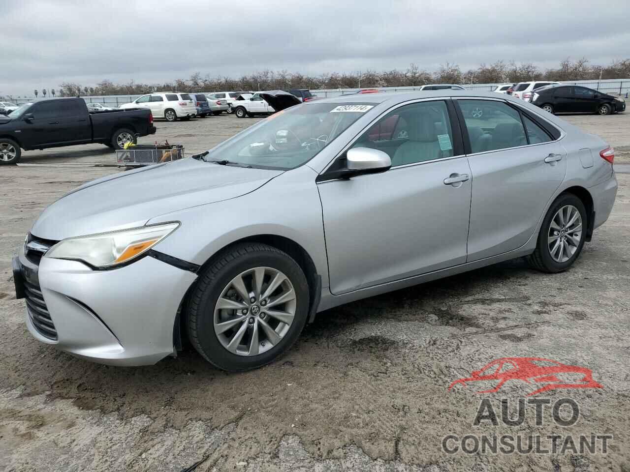 TOYOTA CAMRY 2016 - 4T4BF1FK6GR582471