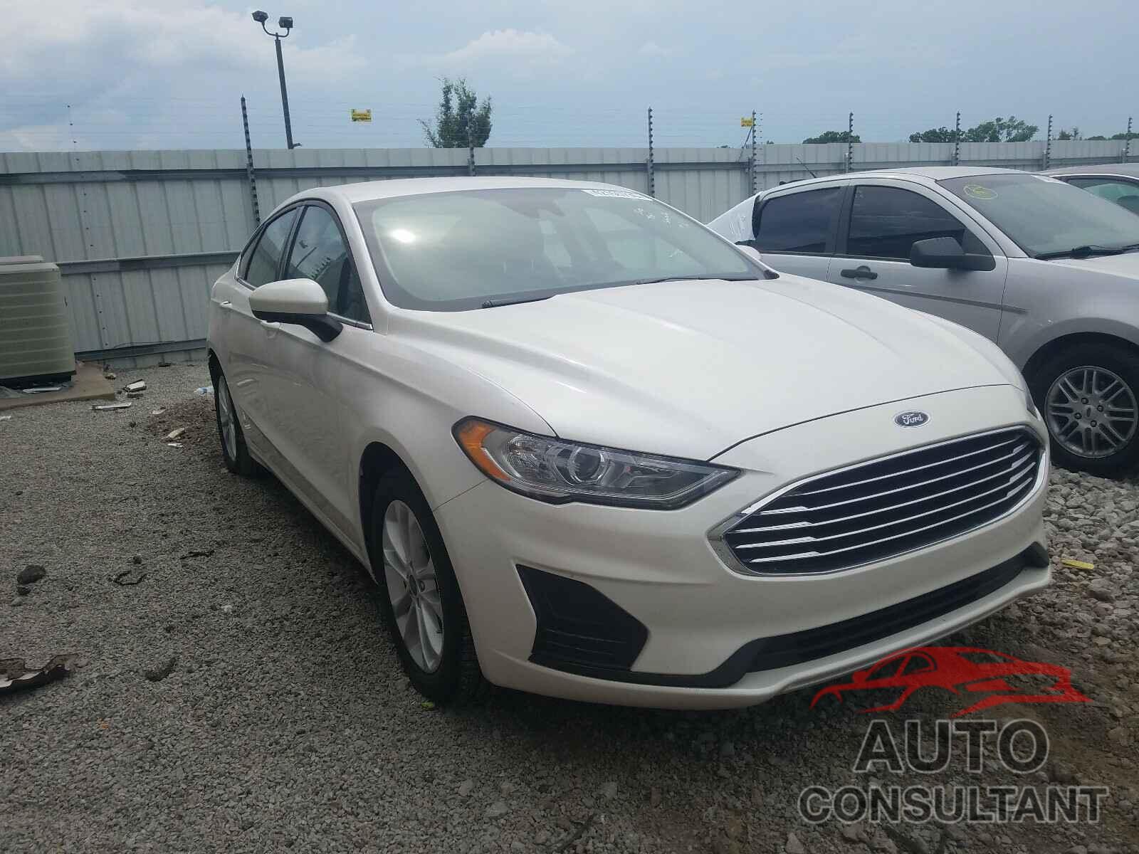 FORD FUSION 2019 - 3FA6P0HD8KR282328