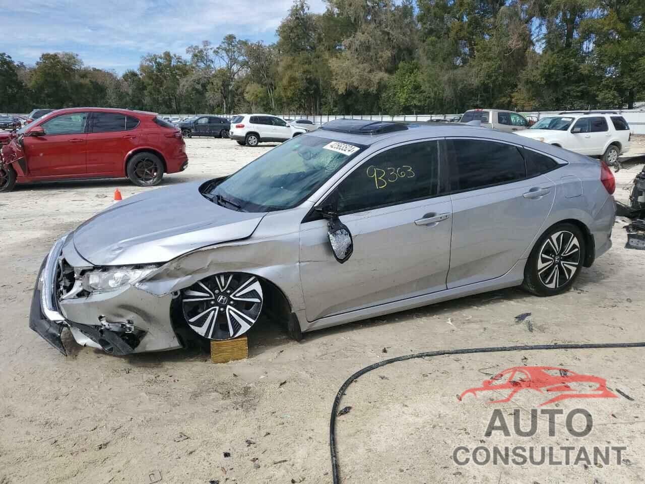 HONDA CIVIC 2018 - JHMFC1F79JX021321